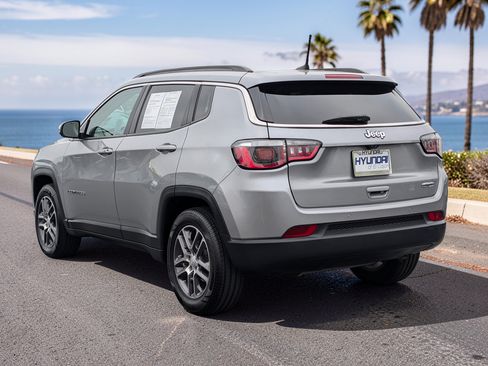 Used 2020 Jeep Compass Latitude w/ Safety & Security Group FWD image 7