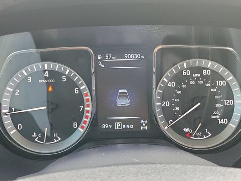 Used 2017 Nissan Titan PRO-4X w/ Pro-4x Convenience Package AWD/4WD image 28