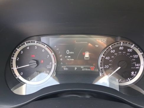 Used 2026 Toyota Highlander XLE AWD/4WD image 17