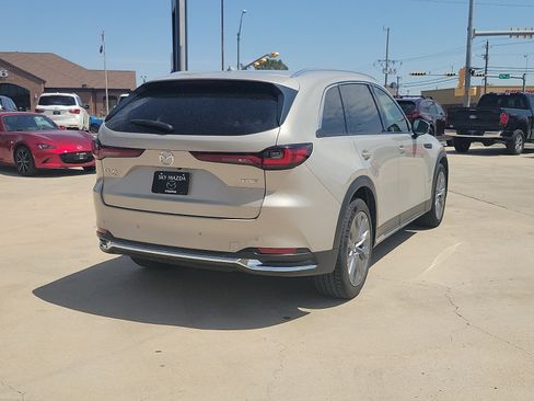 Used 2024 MAZDA CX-90 3.3 Turbo w/ Premium Package AWD/4WD image 5