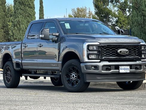 New 2026 Ford F250 Lariat w/ Black Appearance Package AWD/4WD image 2