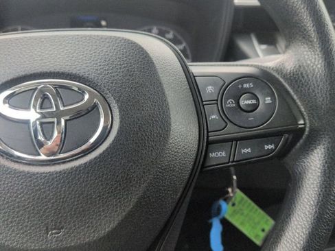 Used 2023 Toyota Corolla LE image 18