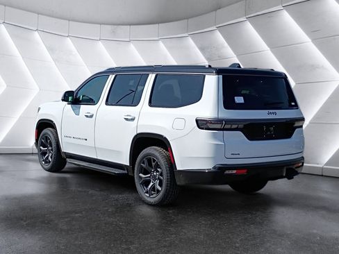 New 2026 Jeep Grand Wagoneer 4WD image 4