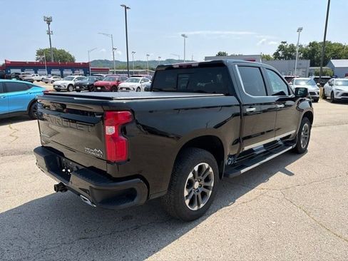 Used 2023 Chevrolet Silverado 1500 High Country w/ Technology Package AWD/4WD image 6
