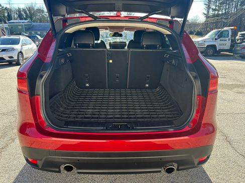 Used 2017 Jaguar F-PACE R-Sport image 17