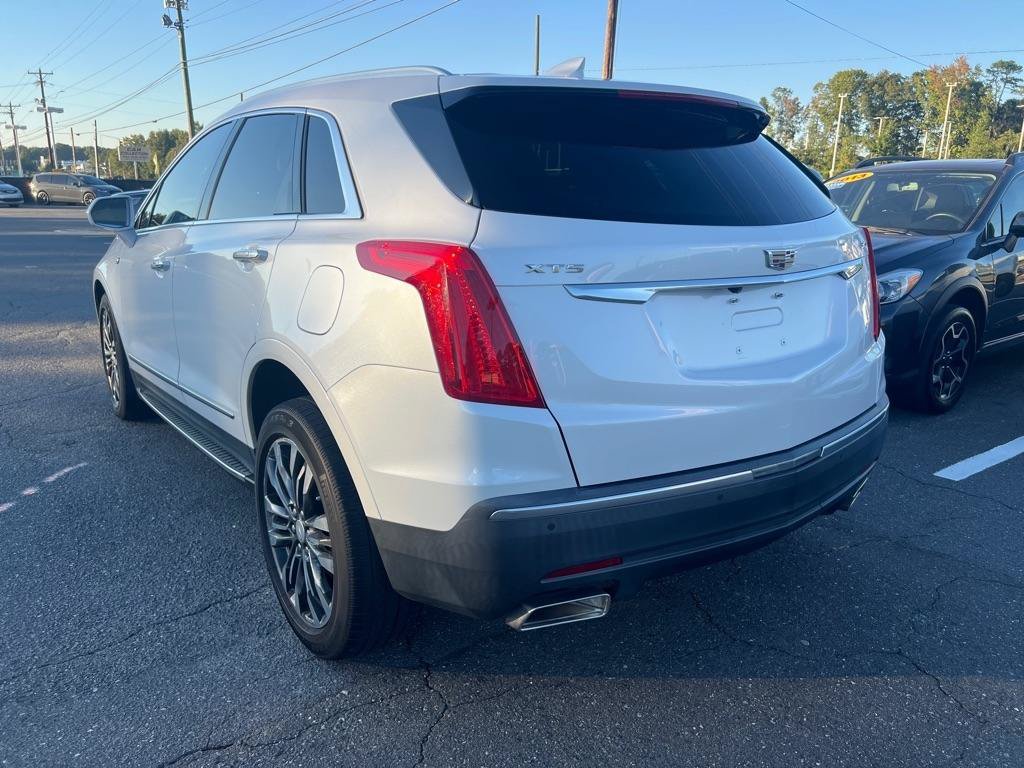 Used 2018 Cadillac XT5 Premium Luxury FWD image 5