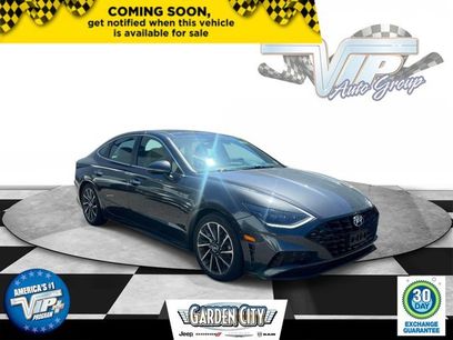 Used 2021 Hyundai Sonata Limited w/ Preferred Accessory Package