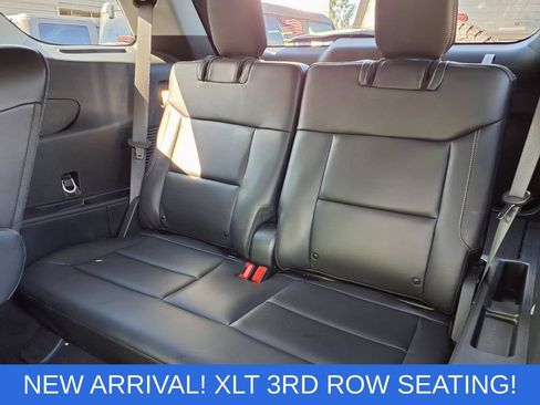 Used 2024 Ford Explorer XLT w/ Equipment Group 202A AWD/4WD image 8