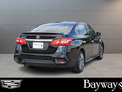 Used 2016 Nissan Sentra SR image 5