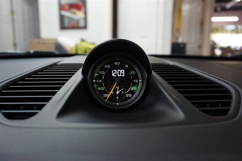 Used 2015 Porsche 911 GT3 RWD image 39