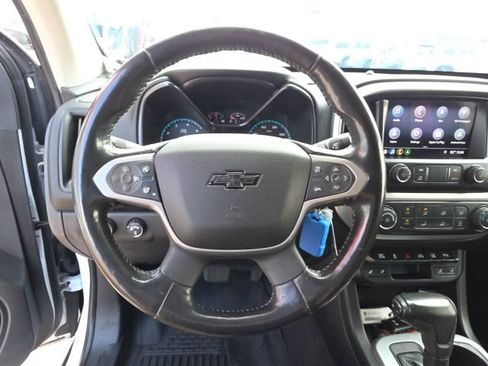 Used 2019 Chevrolet Colorado LT w/ LT Convenience Package AWD/4WD image 8