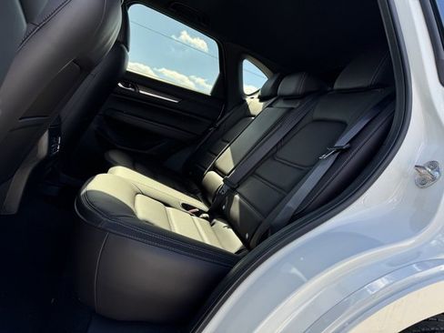 New 2025 MAZDA CX-5 Signature image 31