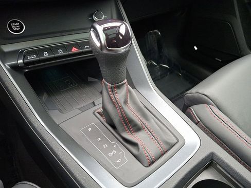 Used 2025 Audi Q3 2.0T Premium Plus w/ Premium Plus Package image 16