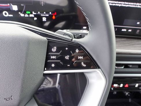 New 2025 Audi Q5 Premium image 16