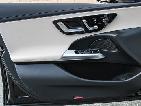 New 2026 Mercedes-Benz E 350 4MATIC Sedan image 21