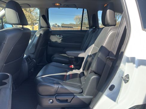Used 2019 Honda Pilot Elite image 14