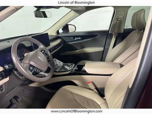 Certified 2022 Lincoln Nautilus Reserve w/ Class II Trailer Tow Package image 33