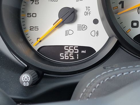 Used 2025 Porsche 718 Cayman GT4 RS image 14