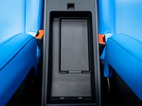 Used 2024 Porsche 911 Carrera image 35