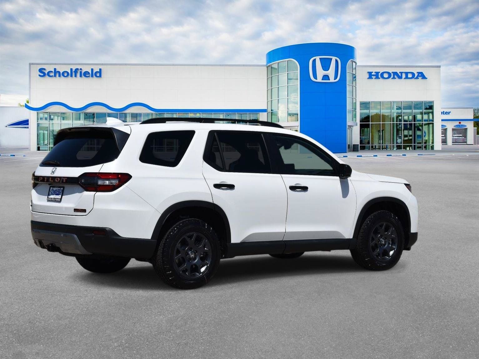 New 2026 Honda Pilot TrailSport image 3