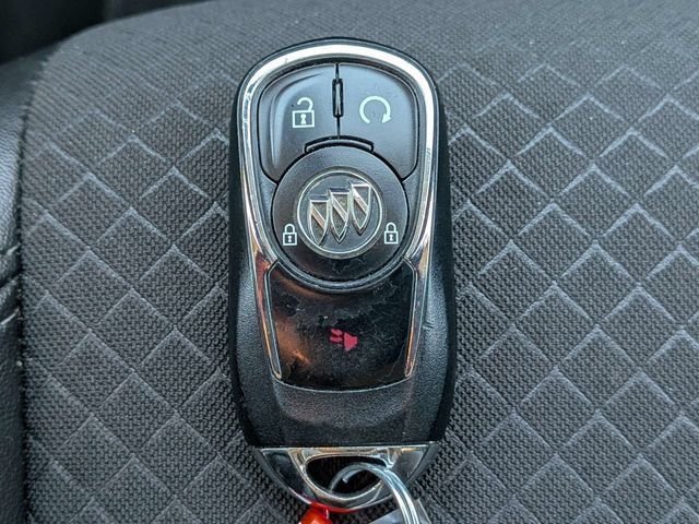 Used 2022 Buick Encore Preferred w/ Safety Package AWD/4WD image 27