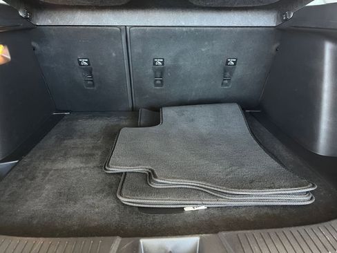 Used 2025 Chevrolet Trax LT image 31