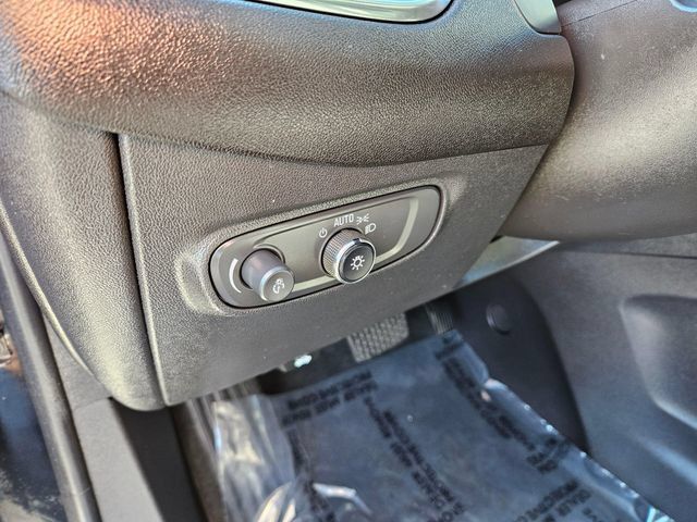Used 2024 Chevrolet Equinox LT FWD image 26