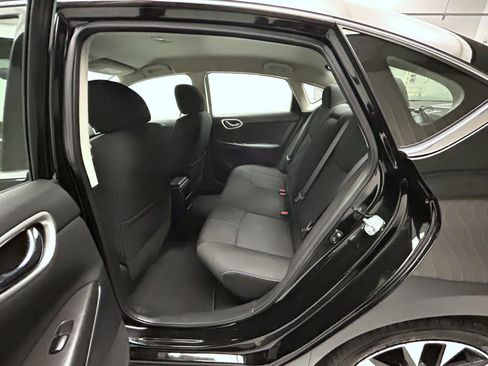 Used 2017 Nissan Sentra SR FWD image 19