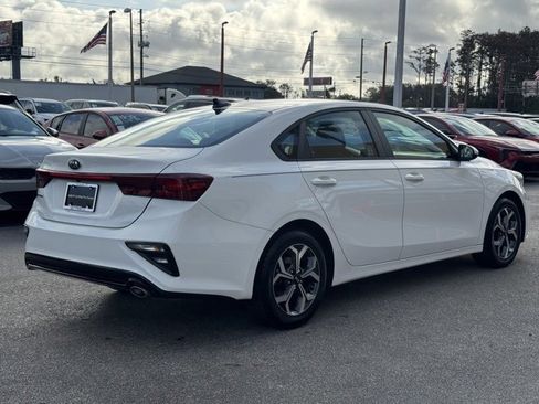 Certified 2021 Kia Forte LXS image 5