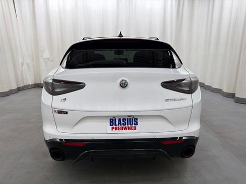 Used 2024 Alfa Romeo Stelvio Veloce AWD/4WD image 5