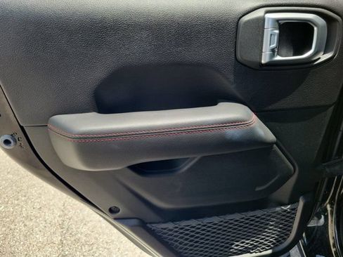 Used 2020 Jeep Wrangler Unlimited Rubicon AWD/4WD image 15