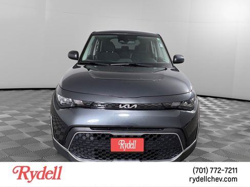 Used 2023 Kia Soul LX w/ LX Technology Package image 8
