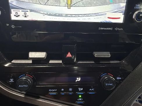 Used 2022 Toyota Camry XSE FWD image 24