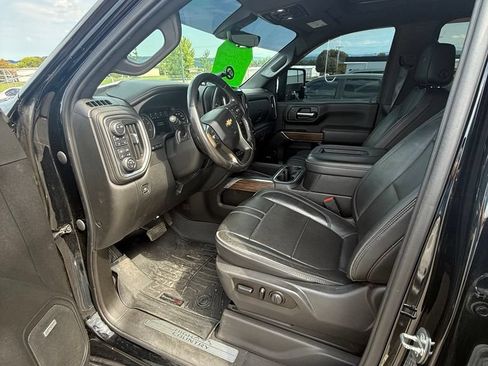 Used 2021 Chevrolet Silverado 2500 High Country w/ Z71 Off-Road Package AWD/4WD image 8