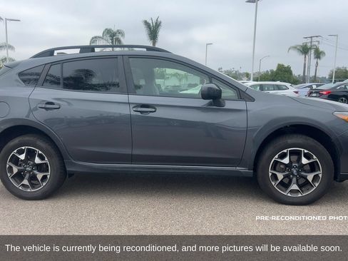 Used 2020 Subaru Crosstrek 2.0i Premium w/ Moonroof Package 1 AWD/4WD image 4