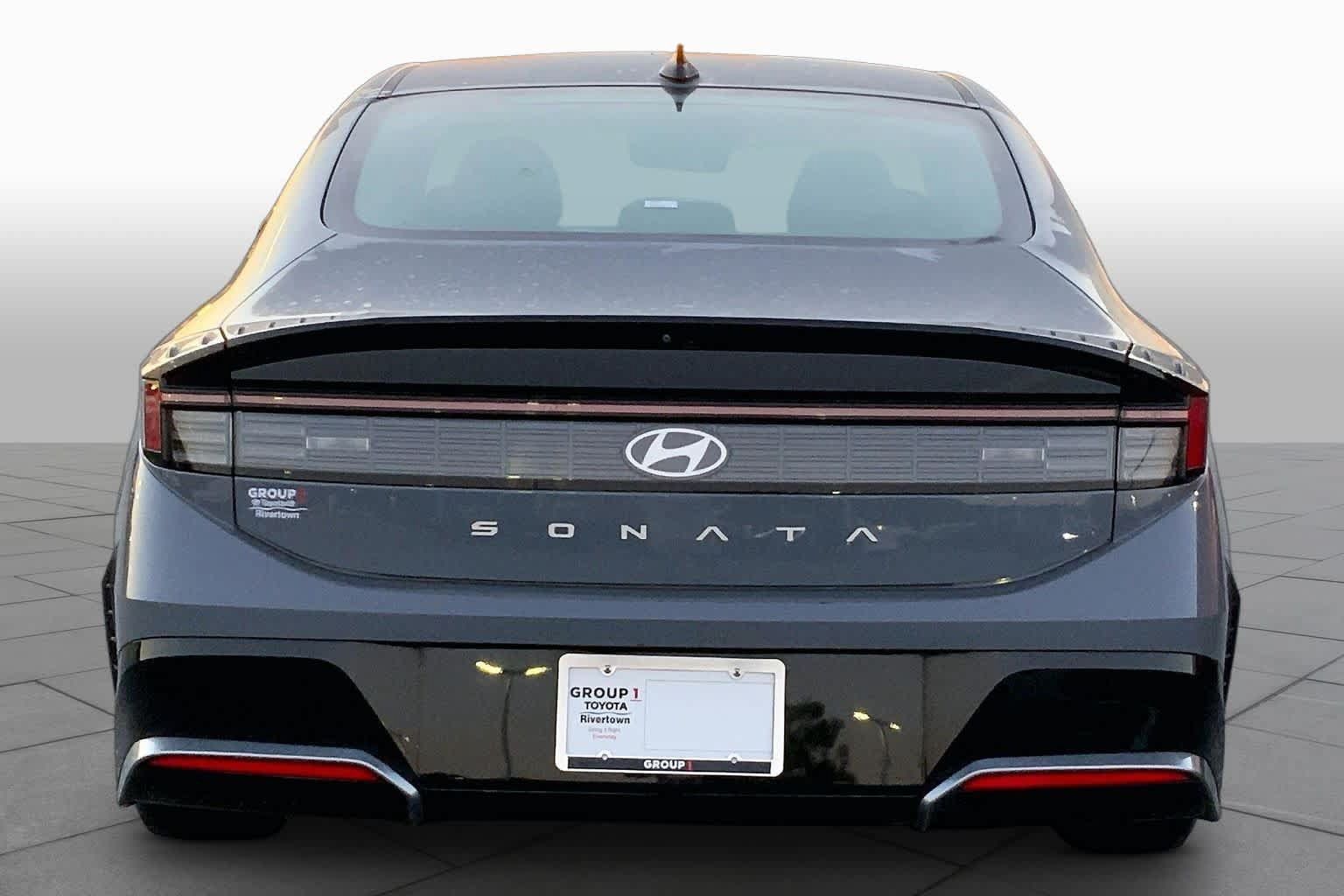 Used 2024 Hyundai Sonata SEL FWD image 5
