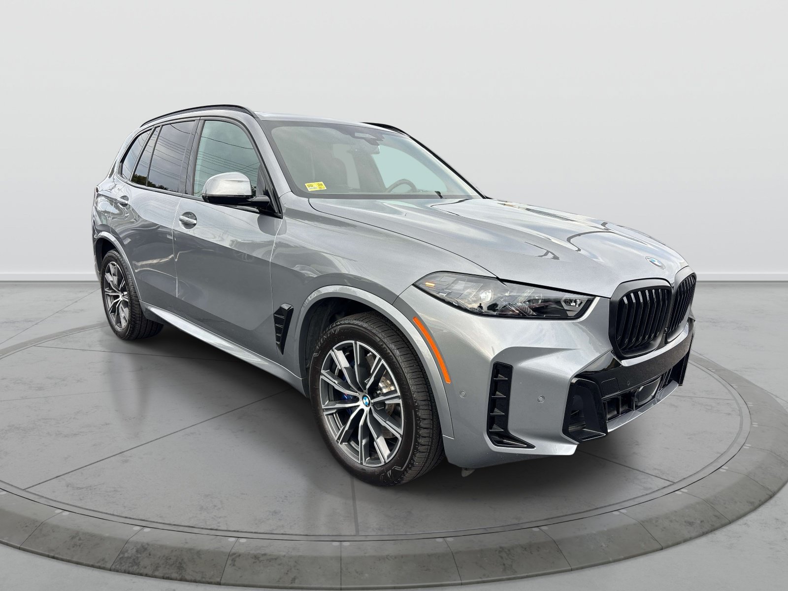 Used 2026 BMW X5 xDrive40i w/ M Sport Package AWD/4WD image 7