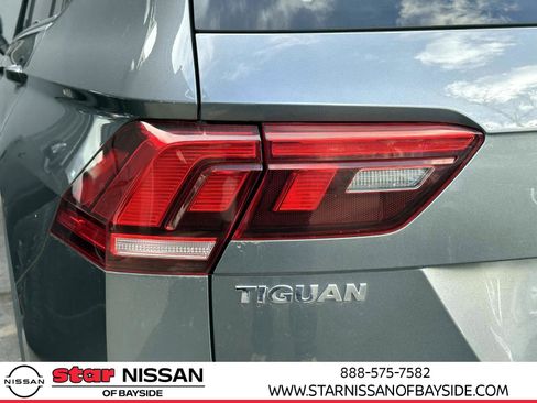 Used 2021 Volkswagen Tiguan S image 9