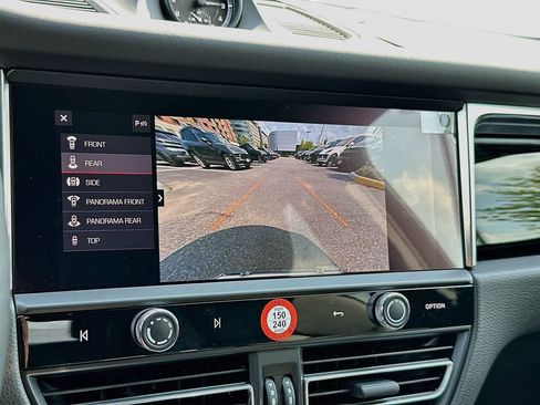 New 2026 Porsche Macan AWD/4WD image 17