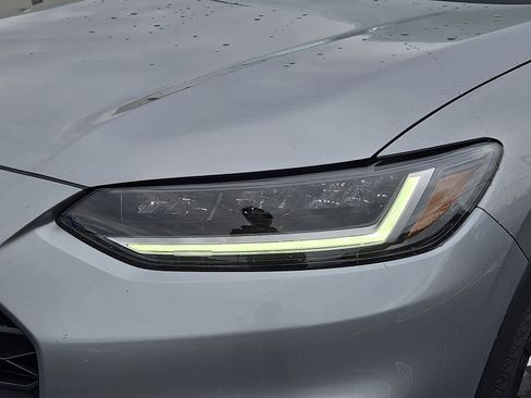 Certified 2023 Honda HR-V LX image 10