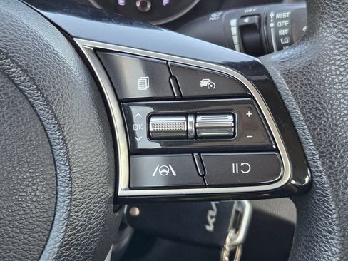 Used 2022 Kia Forte Sedan FWD image 28