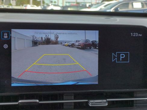 Used 2025 Hyundai Kona SEL image 21