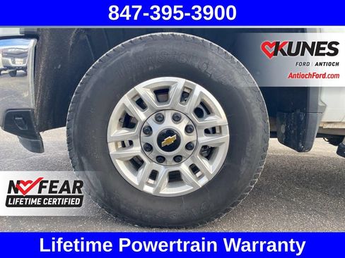 Used 2025 Chevrolet Silverado 2500 LT w/ Convenience Package AWD/4WD image 15