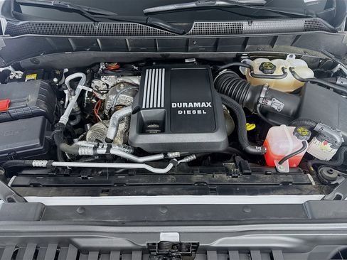 Used 2025 Chevrolet Silverado 1500 RST w/ Convenience Package II AWD/4WD image 31