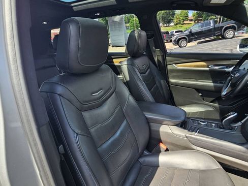 Used 2020 Cadillac XT6 Sport w/ Platinum Package AWD/4WD image 10