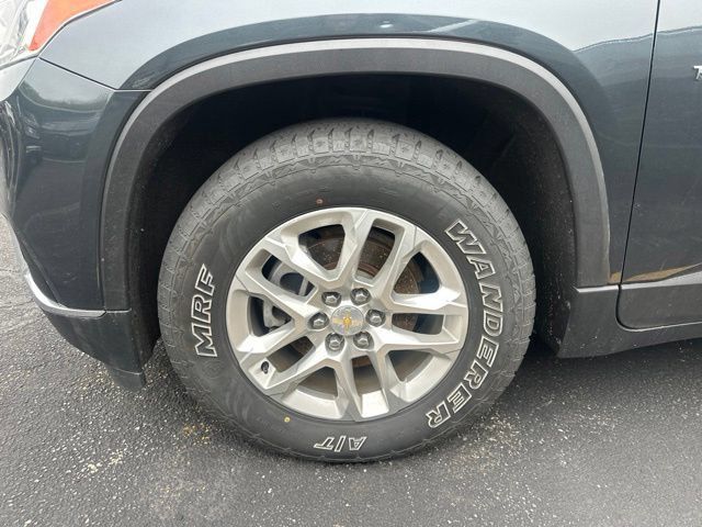 Used 2020 Chevrolet Traverse LT FWD image 15