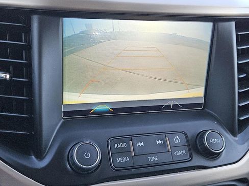 Used 2019 GMC Acadia Denali image 15