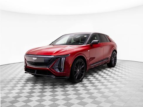 New 2026 Cadillac Lyriq V w/ LPO, Floor Liner Package image 3