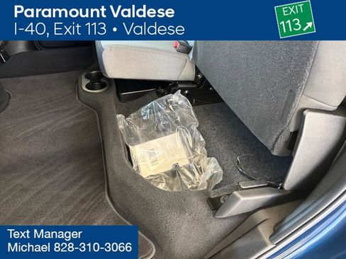 Used 2024 RAM 2500 Big Horn w/ Bed Utility Group image 11