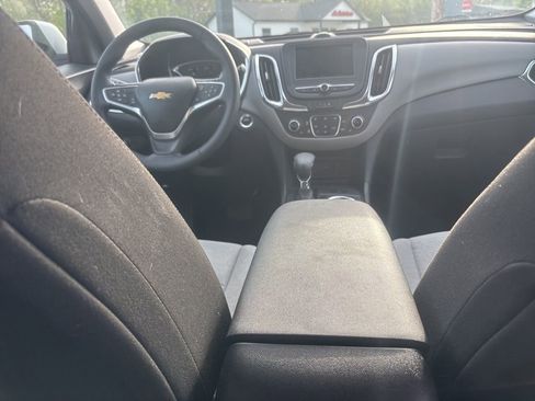 Used 2022 Chevrolet Equinox LT image 10